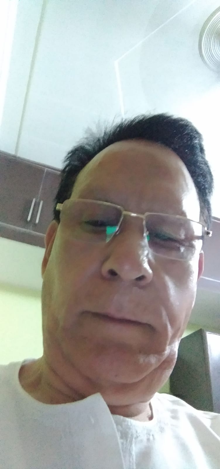 Shri Dalvir Singh Parihar